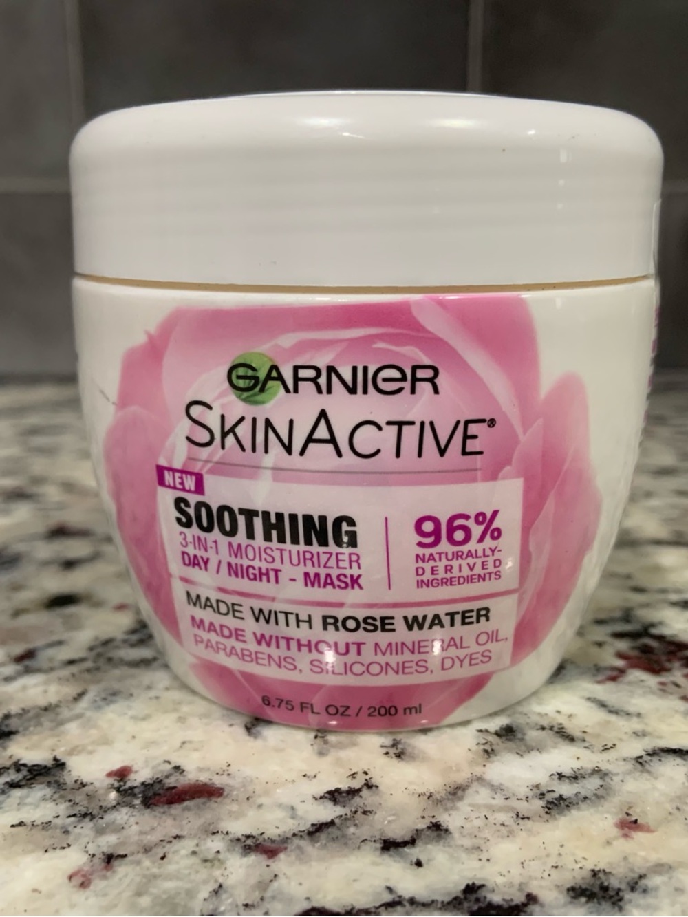 Garnier SkinActive Soothing 3-in-1 Moisturizer Mask- BNWT